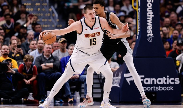 文班大战约基奇！ESPN预测明日胜率：马刺58.6% 掘金41.4%