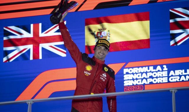 开云登录入口地址-塞恩斯终结红牛全胜 维斯塔潘和红牛都措施“先机”