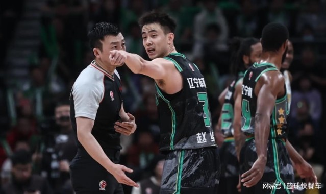 开云电子-CBA一夜两大悲剧！辽篮14分大逆转落败：广州拒绝同曦18分逆袭
